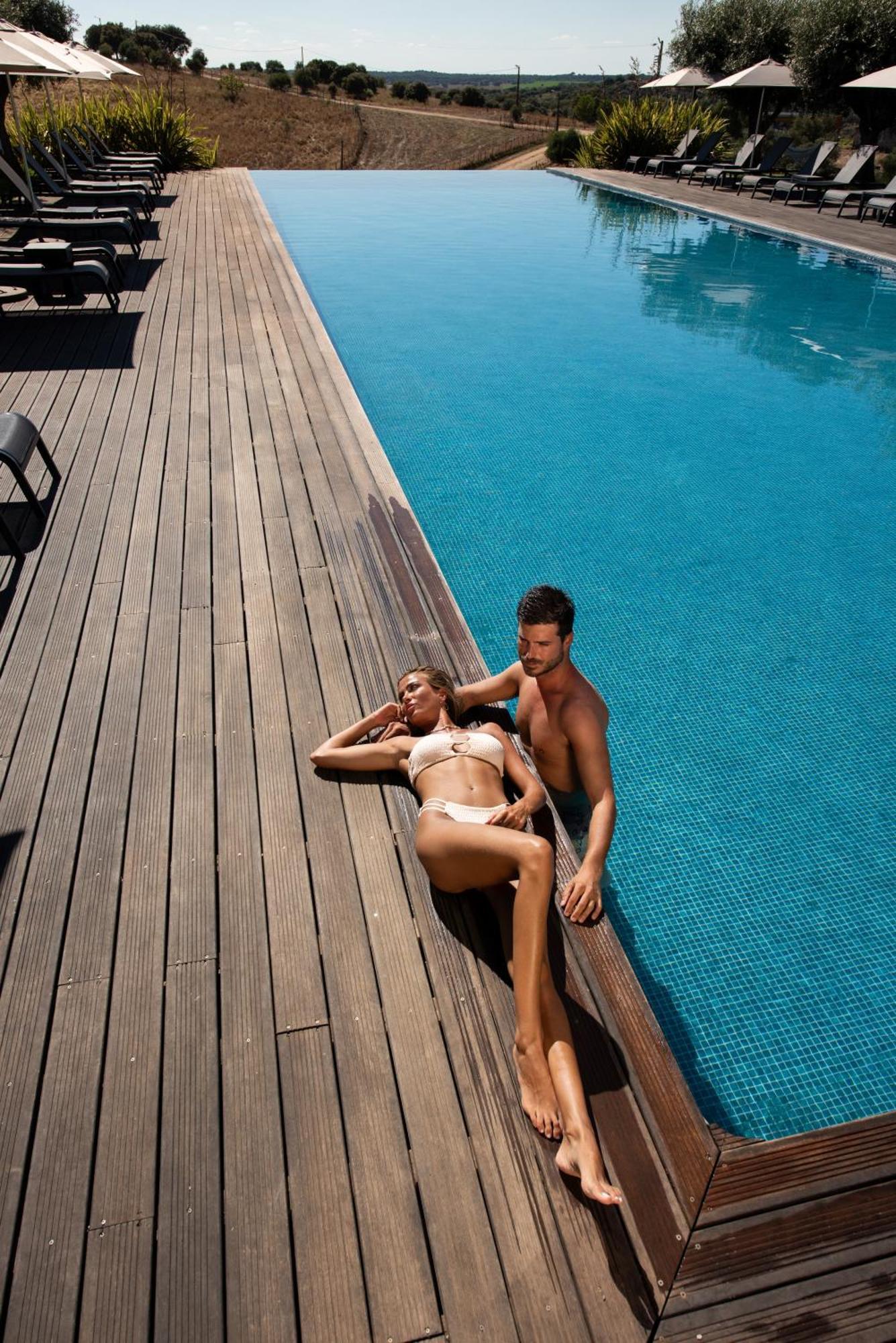 Herdade Da Cortesia Hotel 阿维斯 外观 照片